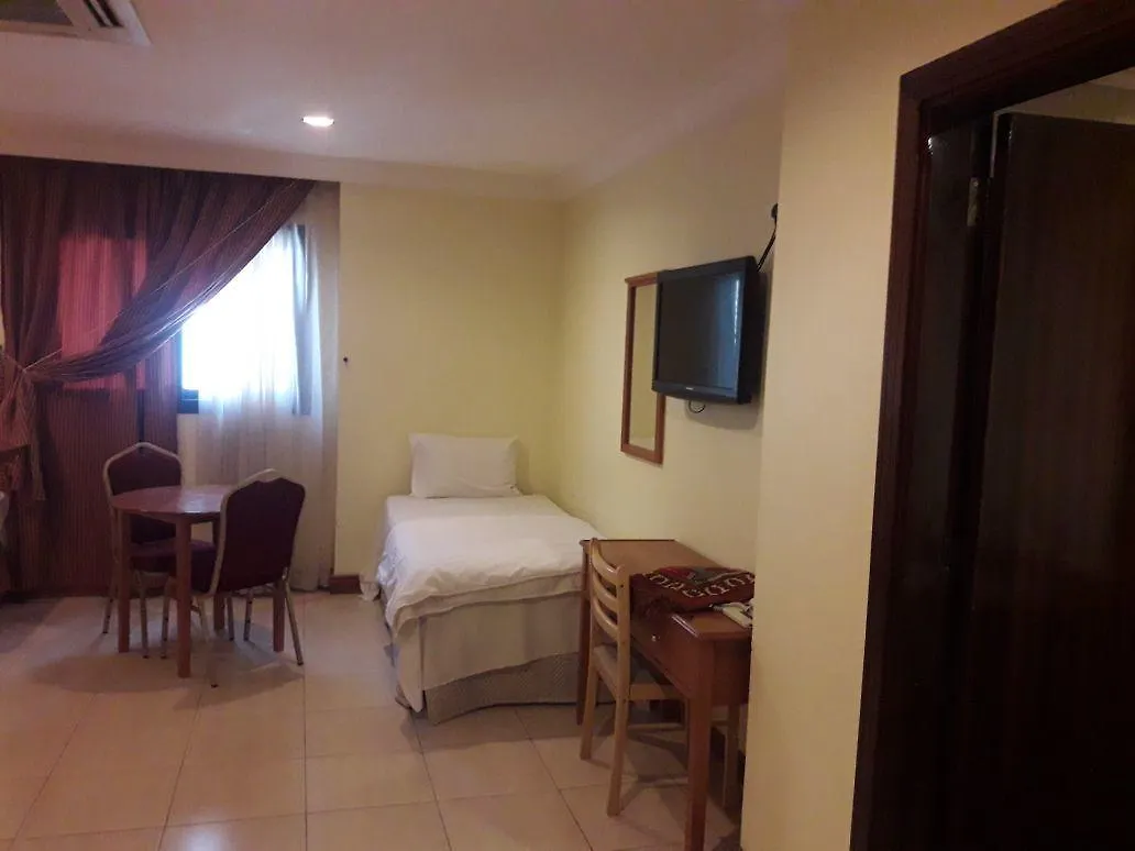 Orooq Al Thahab Al Makkiah Hotel 1 3*, Mecca